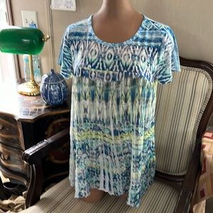 B.L.E.U. Top multi colored Accordion Pleat Small.   D015